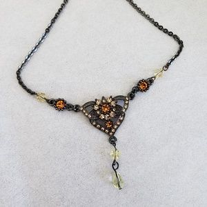 Beautiful Vintage Style Necklace